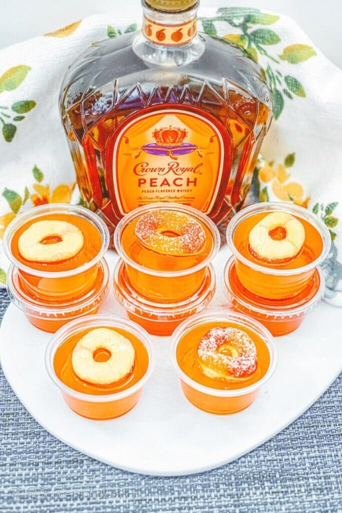 Crown-Peach-Jello-Shots-the soccermomblog