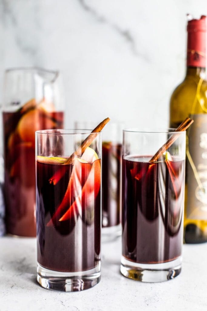 caramel-apple-red-sangria