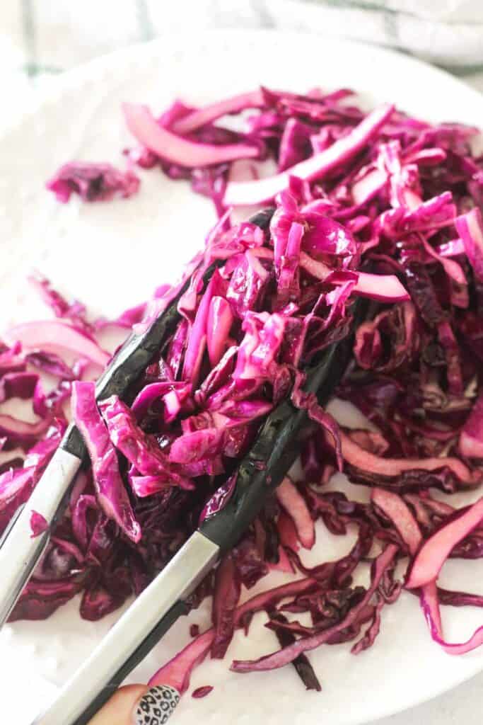 turkish-red-cabbage-salad