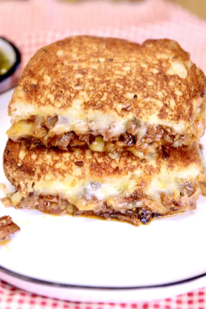 Brisket-cheese melt