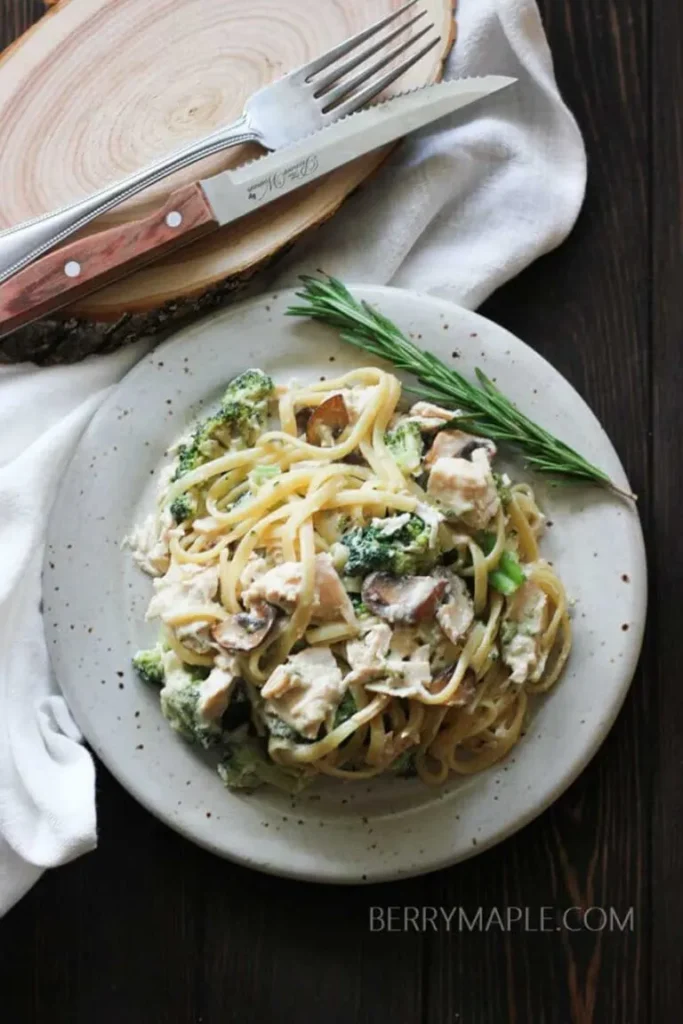 rotisserie-chicken-broccoli-pasta