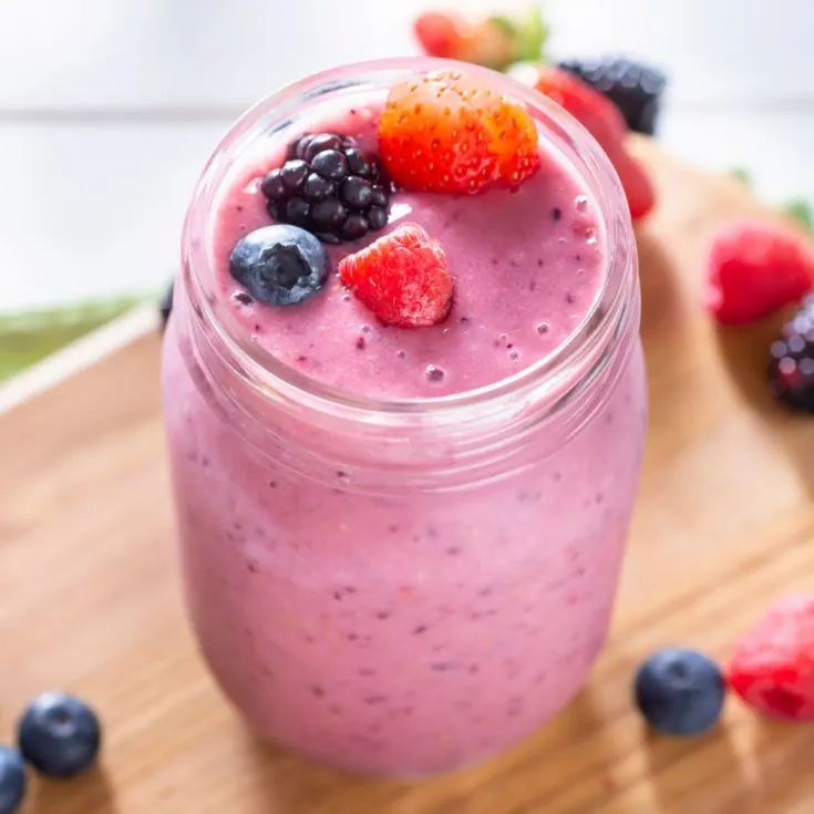 Berry Buttermilk Smoothie