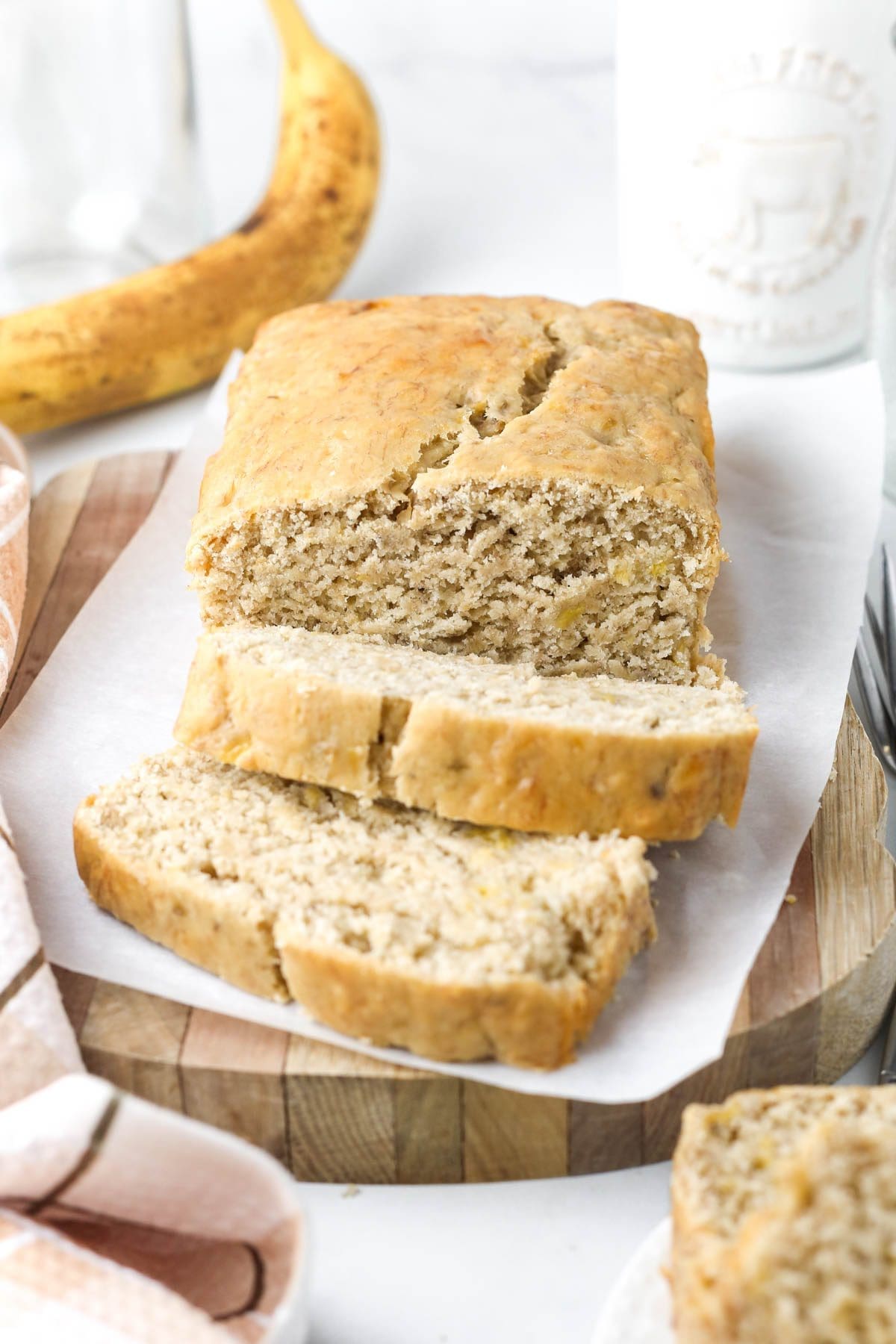 Healthy 4-Ingredient Banana Bread