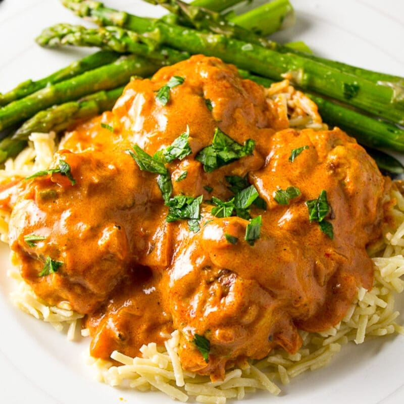 Hungarian Paprikash Chicken