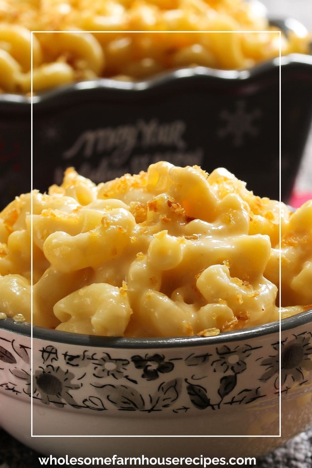 Non-Daisy mac and cheese topped with breadcrumbs