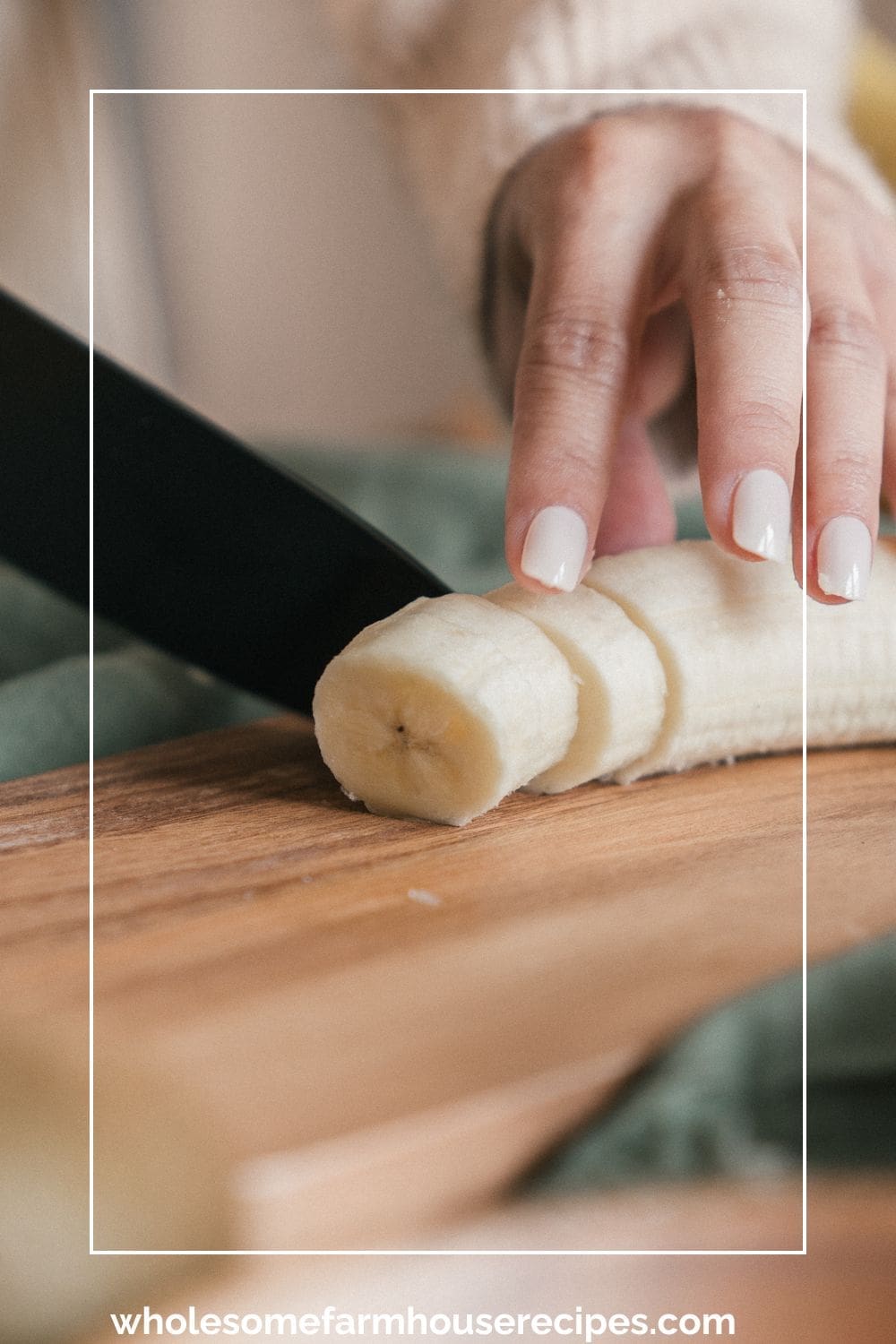 slicing bananas for french toast