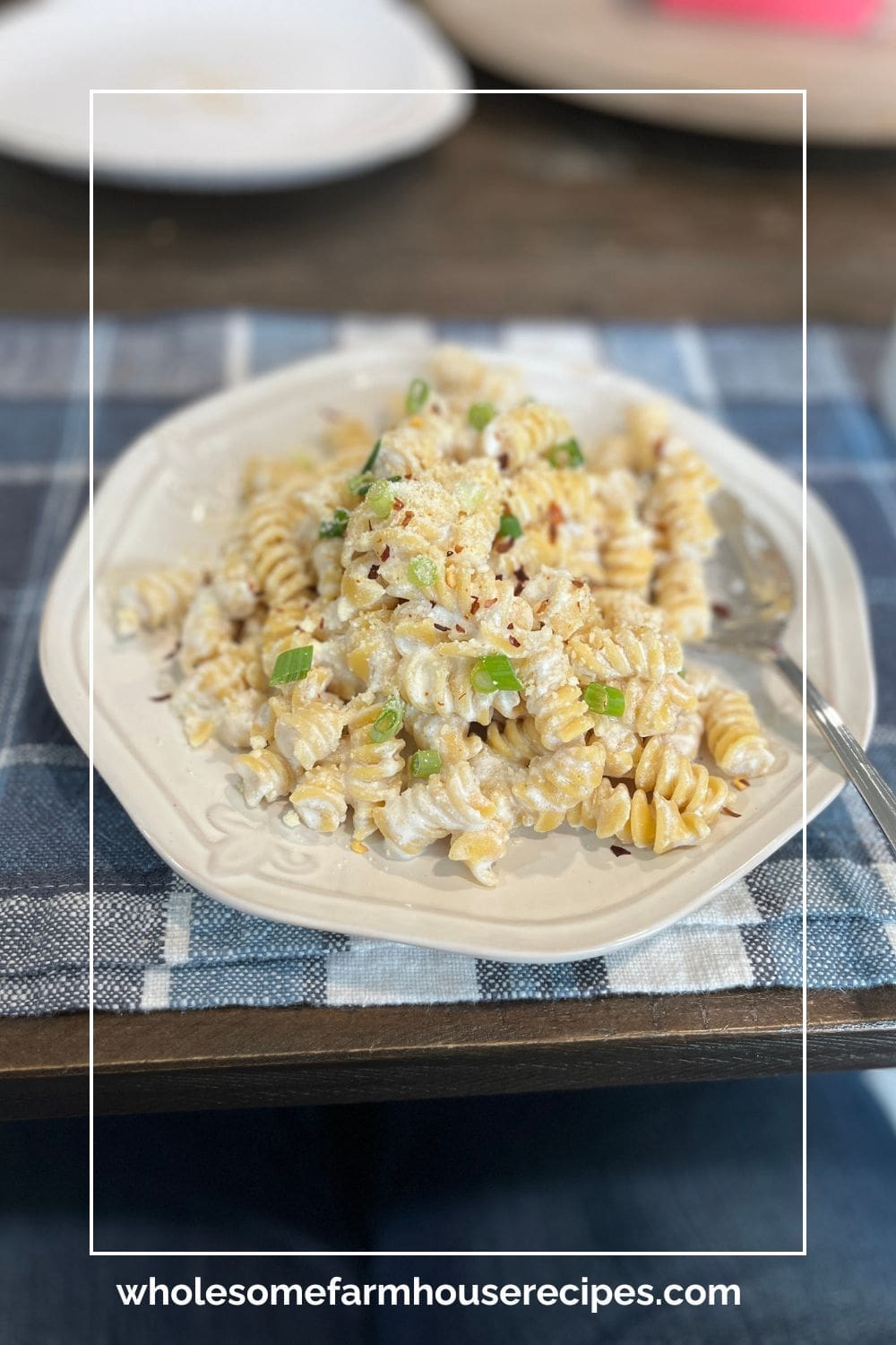 Simple Cheesy Spiral Pasta Meal