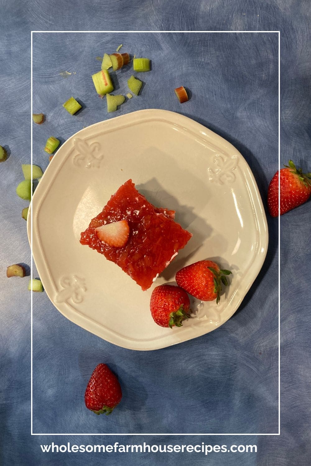Tart Rhubarb Creamy Cheesecake Dessert